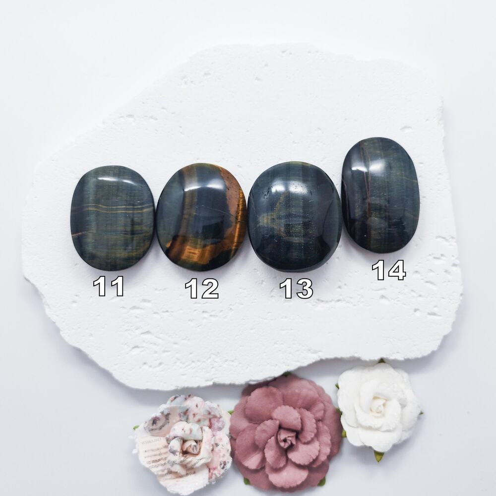 Blue Tiger Eye Palm Stone - Picture 10 of 10